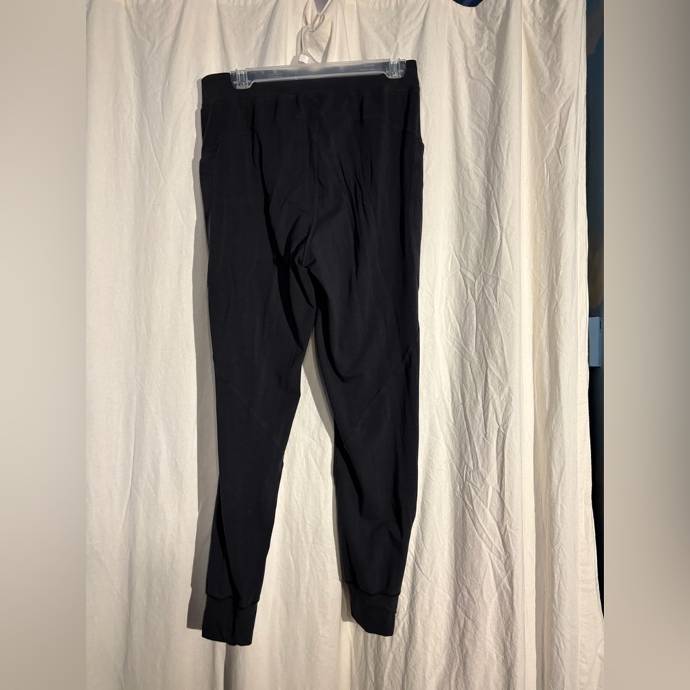 Lululemon Black joggers- Size 8